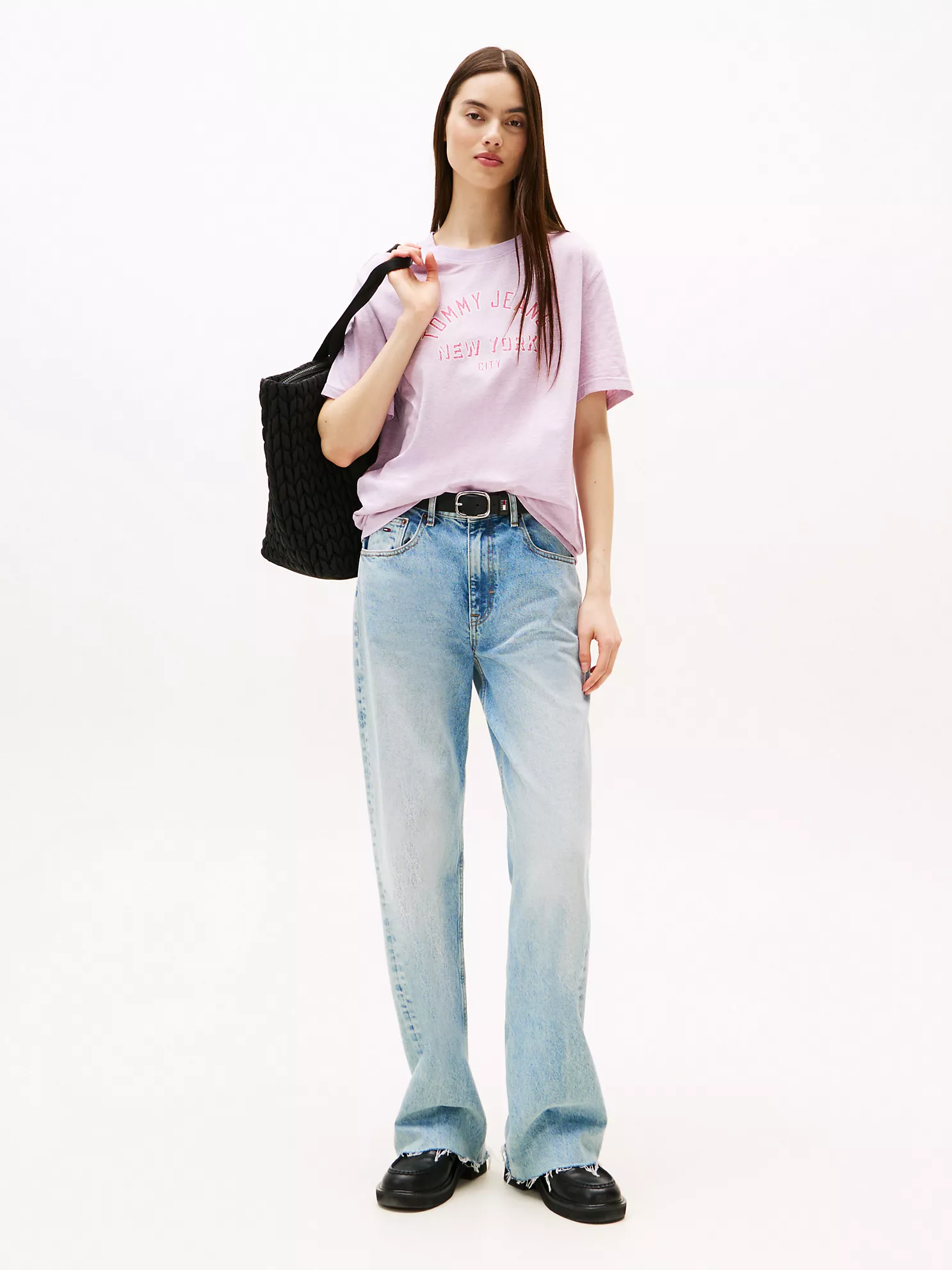 Tommy Jeans Overdyed Varsity T-Shirt - Washed Carnival Pink 8 Tommy Jeans Overdyed Varsity T-Shirt
- Washed Carnival Pink