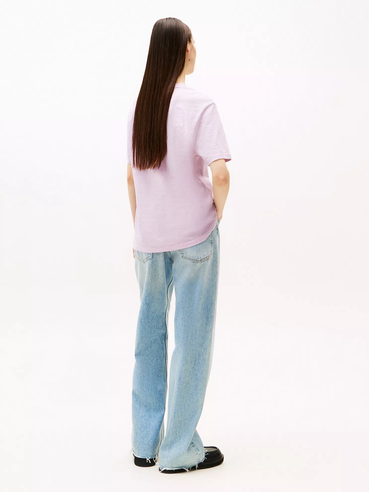 Tommy Jeans Overdyed Varsity T-Shirt - Washed Carnival Pink 9 Tommy Jeans Overdyed Varsity T-Shirt
- Washed Carnival Pink