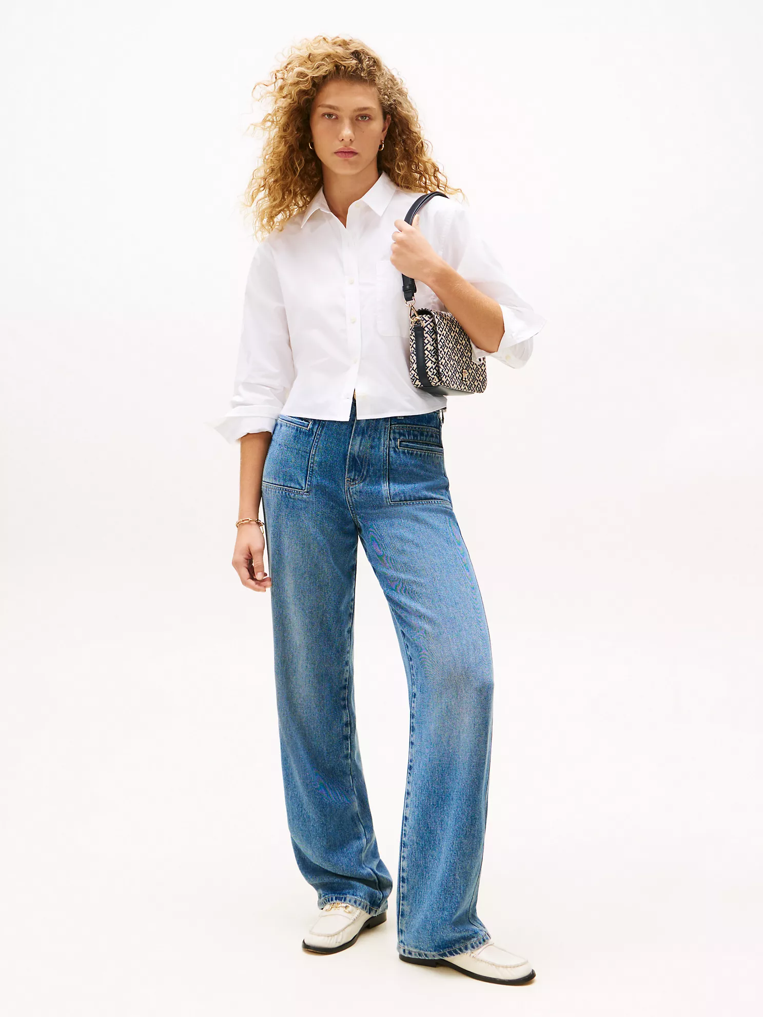 Oversized Cropped Stripe-Cuff Shirt - Optic White 8 Oversized Cropped Stripe-Cuff Shirt
- Optic White