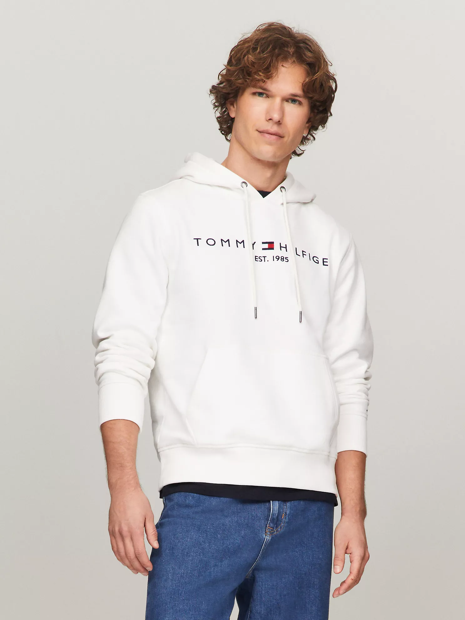 Embroidered Tommy Logo Hoodie - Fresh White 1 Embroidered Tommy Logo Hoodie
- Fresh White