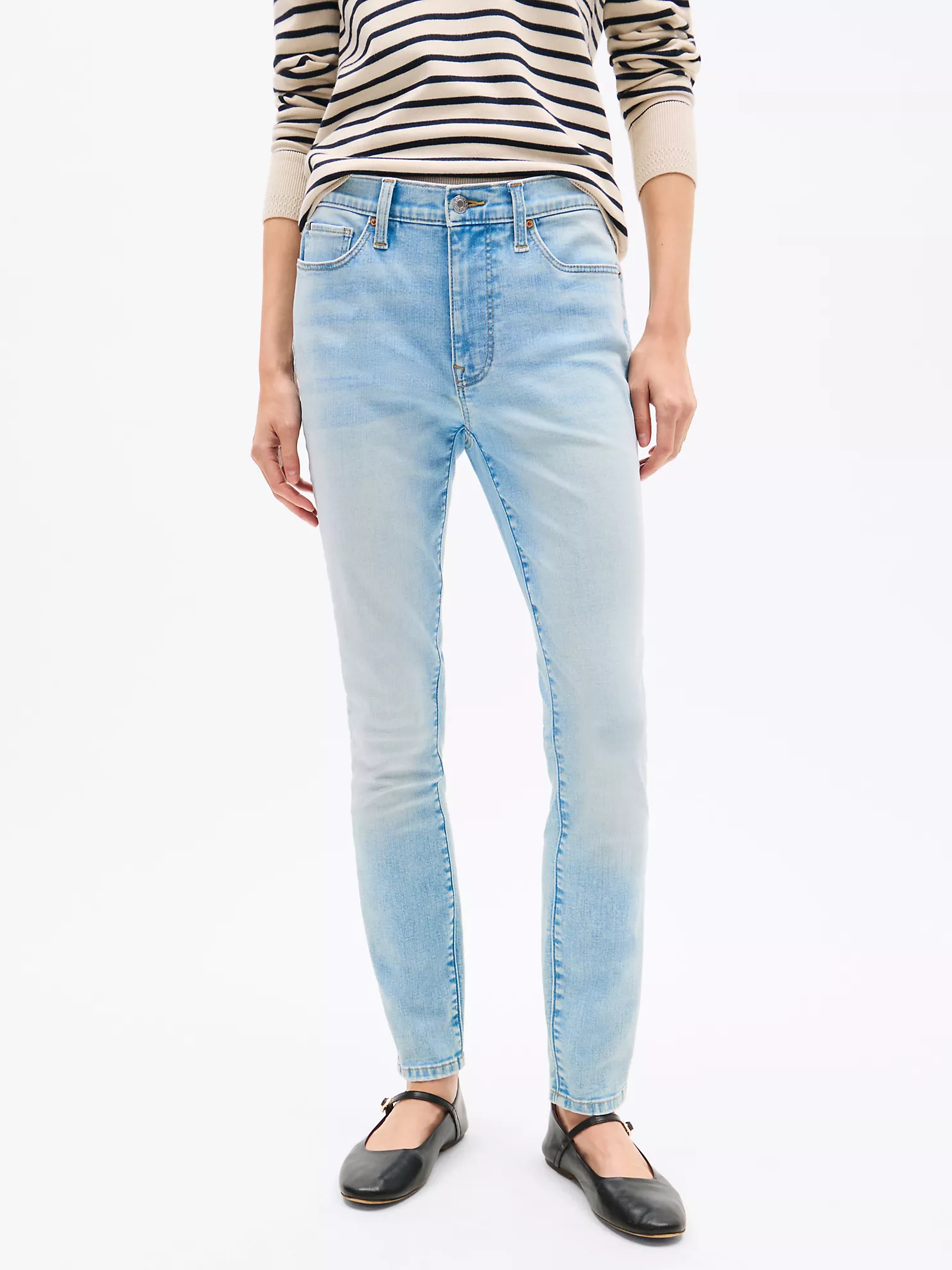 Mid-Rise Skinny Jean - Light Wash 6 Mid-Rise Skinny Jean
- Light Wash