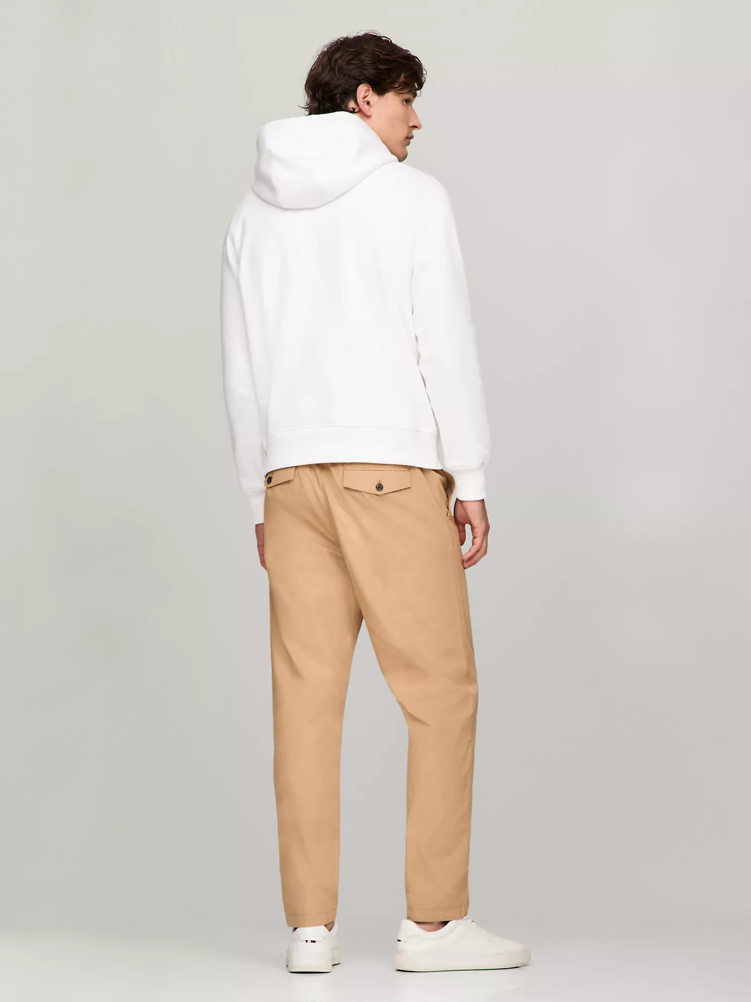 Tommy Logo Hoodie - Fresh White 8 Tommy Logo Hoodie
- Fresh White