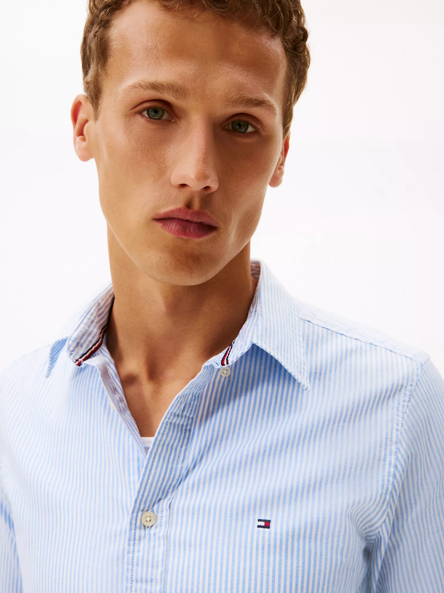 Slim Fit Stretch Stripe Oxford Shirt - Copenhagen Blue/Optic White Stripe 7 Slim Fit Stretch Stripe Oxford Shirt
- Copenhagen Blue/Optic White Stripe