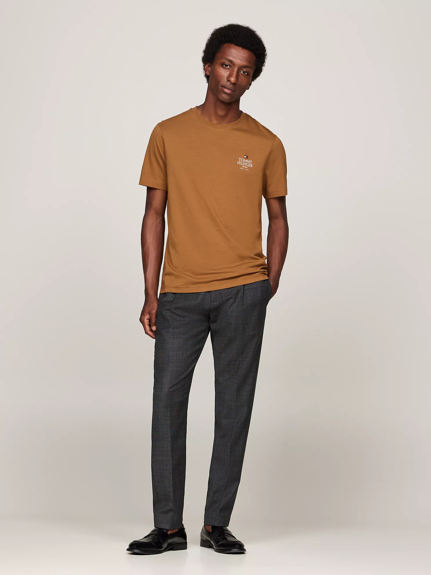 Tommy Logo T-Shirt - Country Brown 7 Tommy Logo T-Shirt
- Country Brown