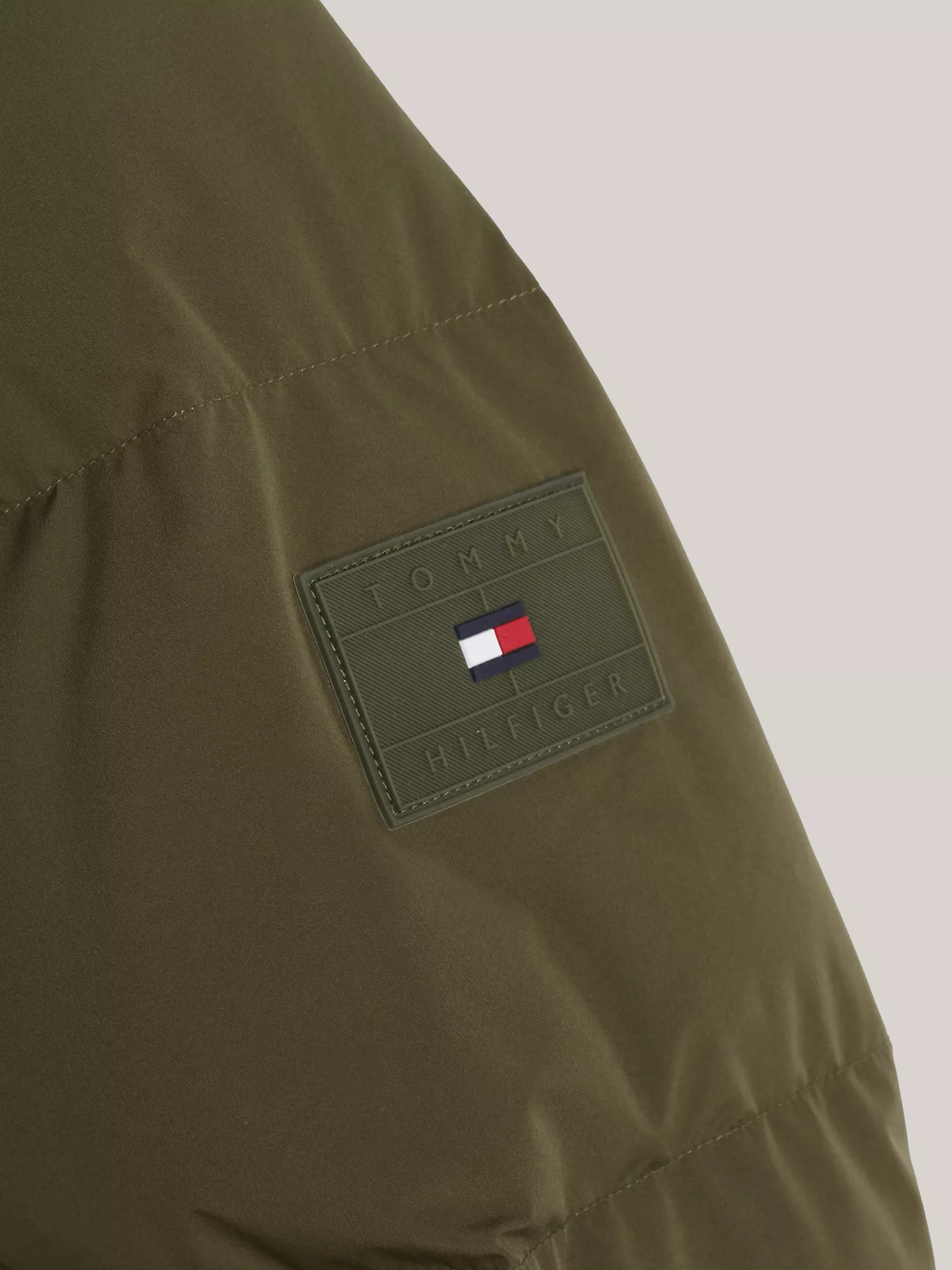Hooded Down Puffer Jacket - Army Green 7 Hooded Down Puffer Jacket
- Army Green