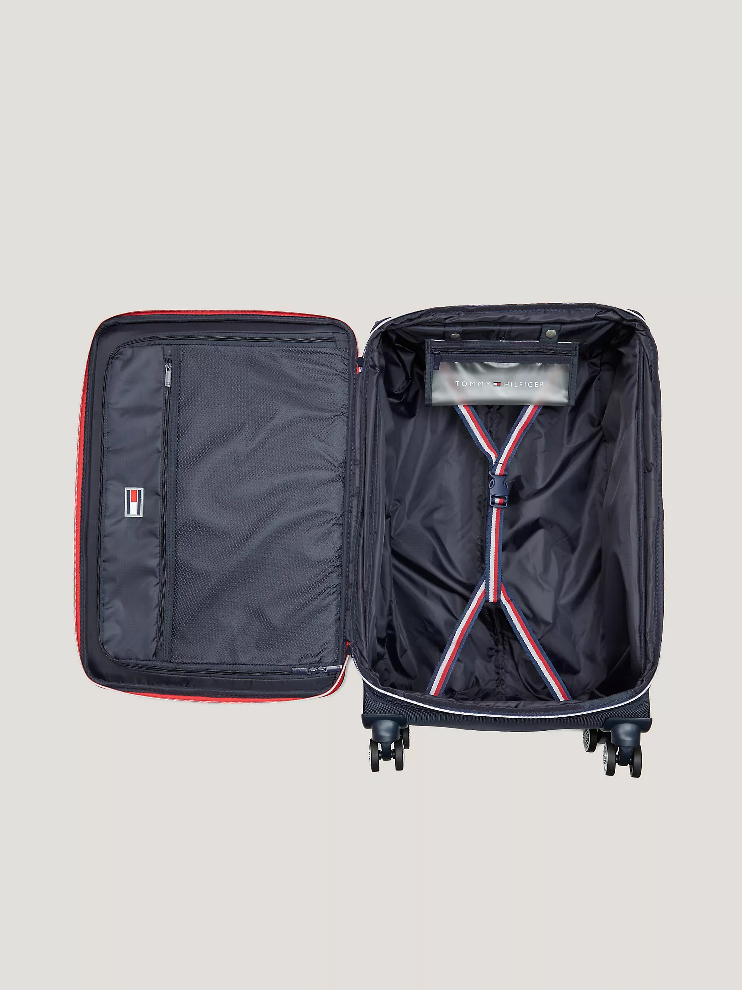 25" Roller Suitcase - Blue 8 25" Roller Suitcase
- Blue