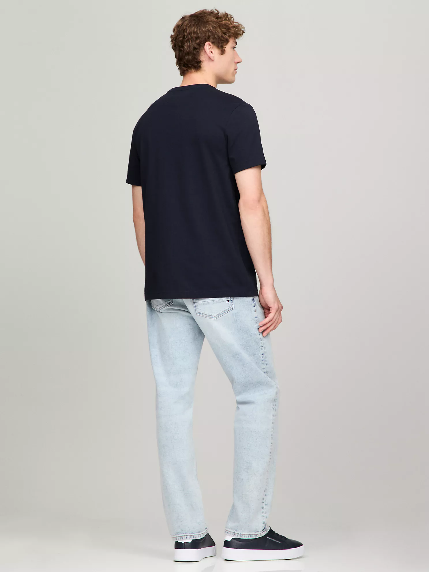 Embroidered Tommy Logo Slim Fit T-Shirt - Navy 9 Embroidered Tommy Logo Slim Fit T-Shirt
- Navy