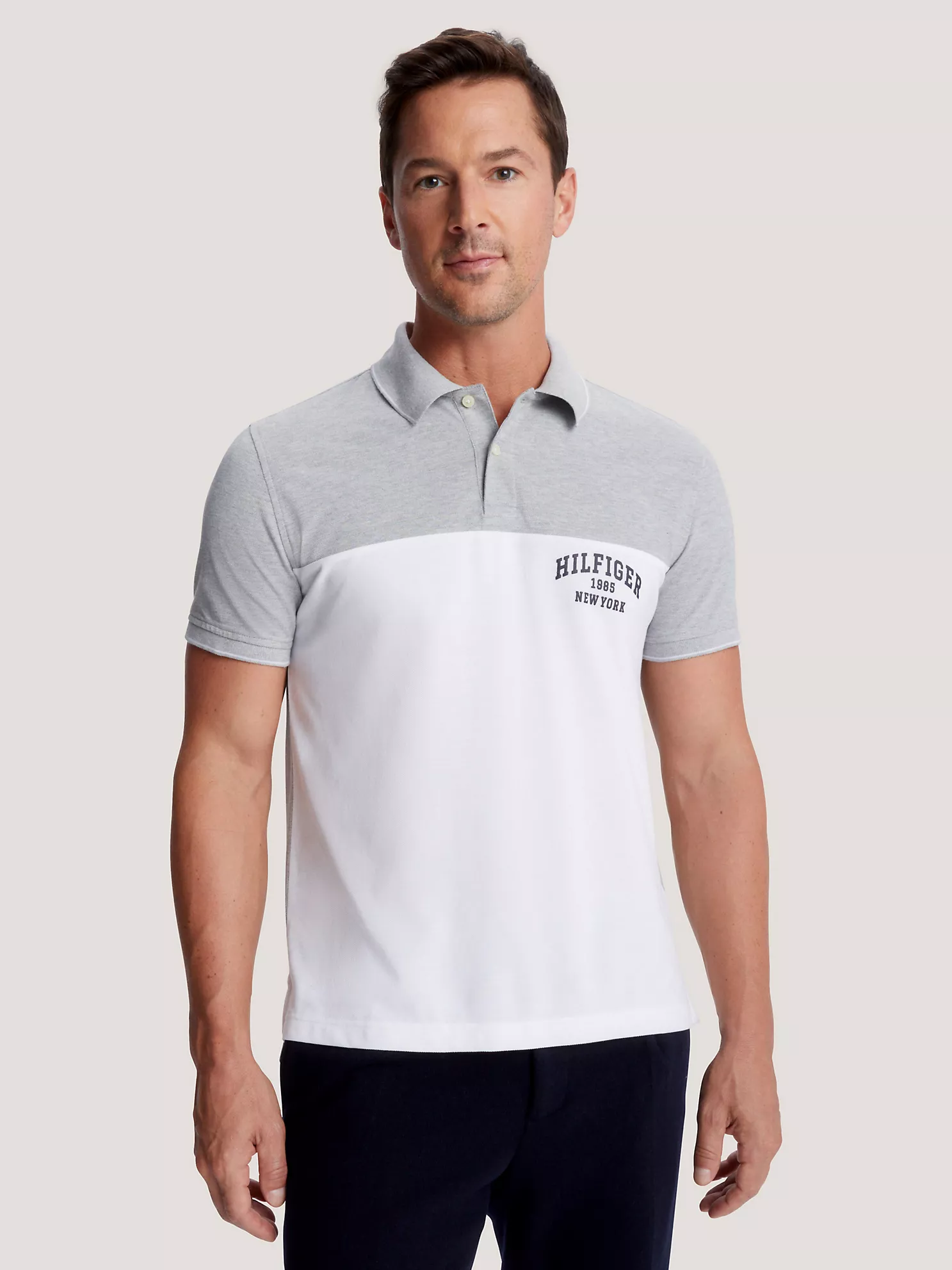 Regular Fit Hilfiger Block Logo Polo - Fresh White 1 Regular Fit Hilfiger Block Logo Polo
- Fresh White