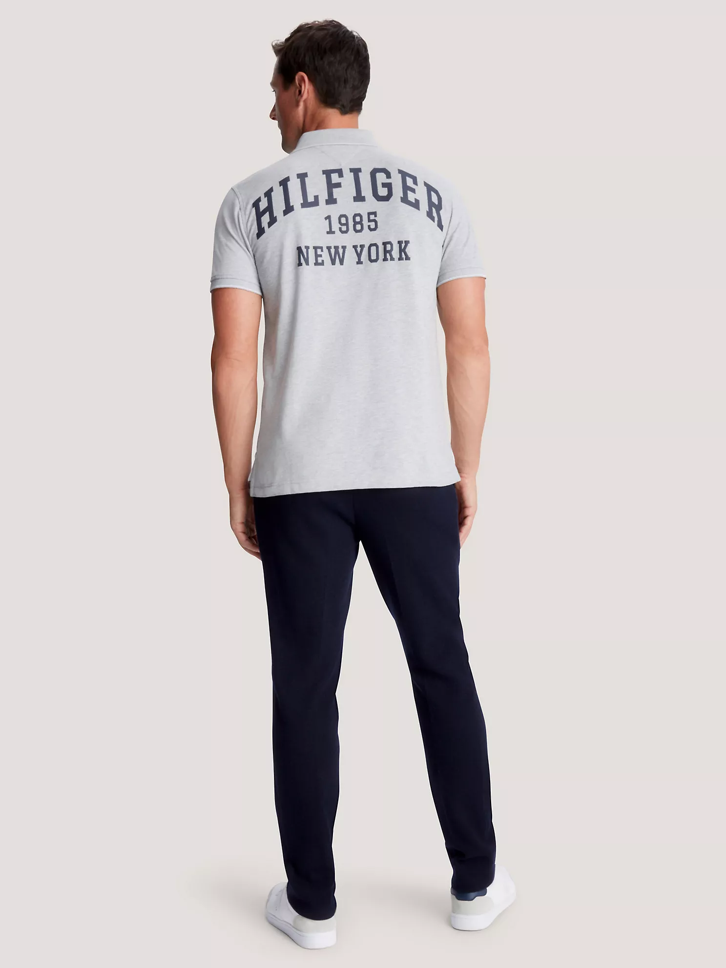 Regular Fit Hilfiger Block Logo Polo - Fresh White 6 Regular Fit Hilfiger Block Logo Polo
- Fresh White