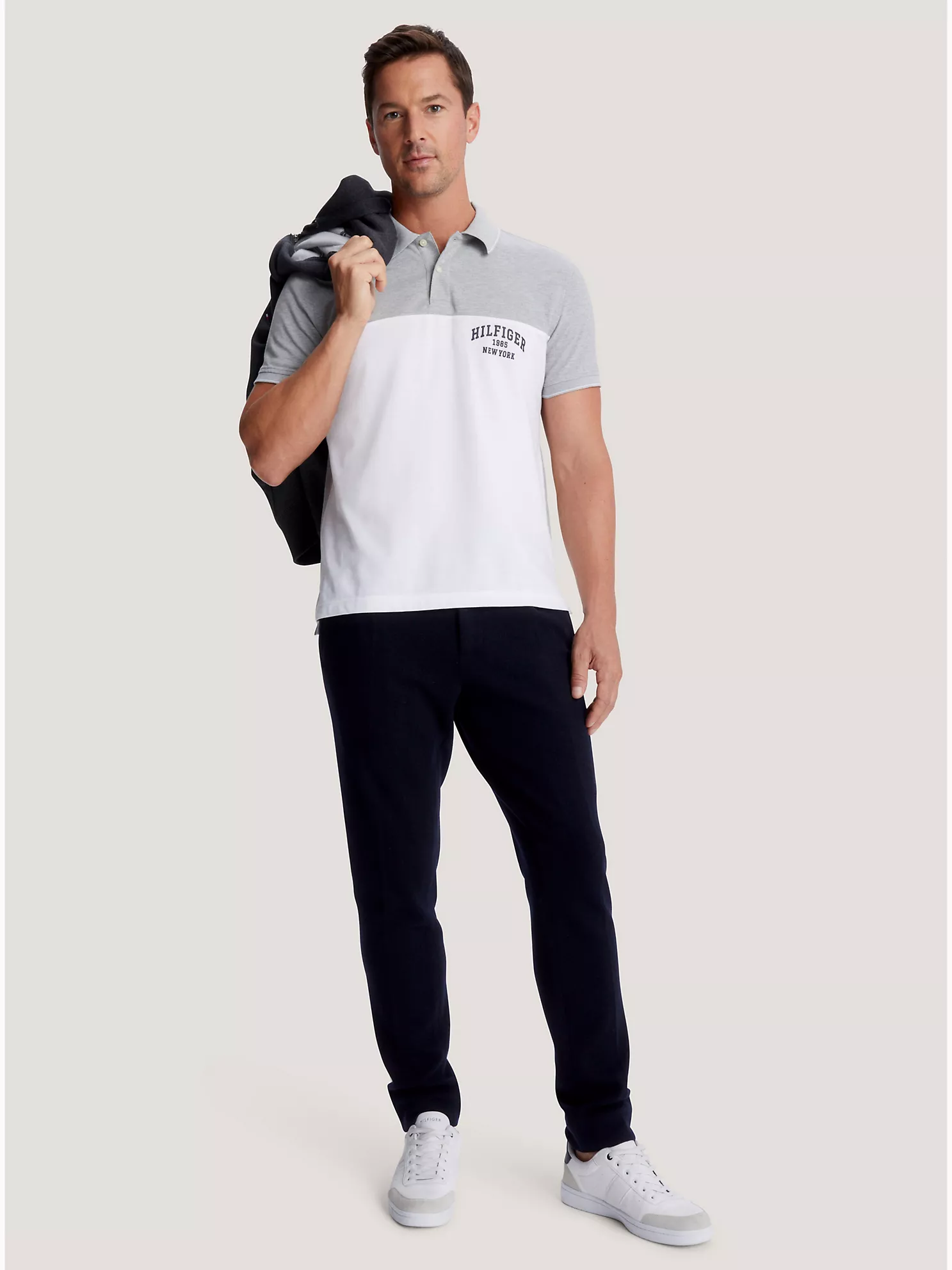 Regular Fit Hilfiger Block Logo Polo - Fresh White 8 Regular Fit Hilfiger Block Logo Polo
- Fresh White