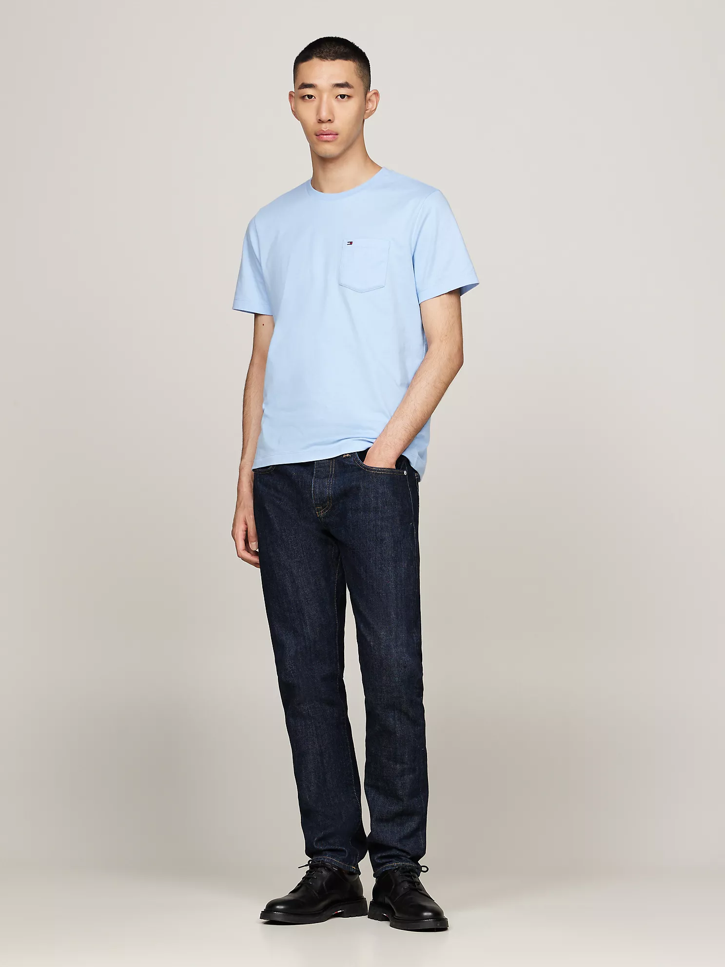 Tommy Pocket T-Shirt - Vessel Blue 1 Tommy Pocket T-Shirt
- Vessel Blue