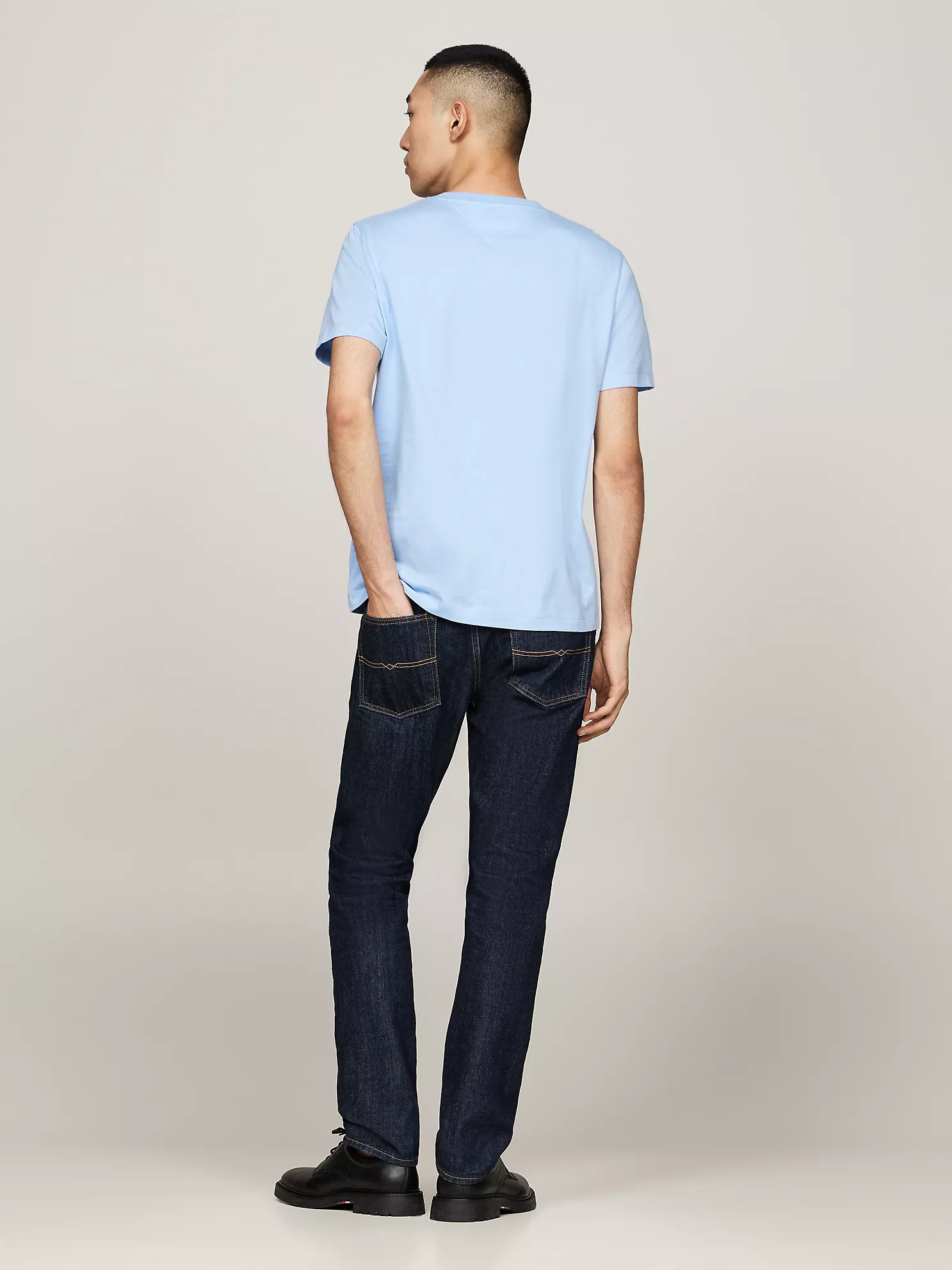 Tommy Pocket T-Shirt - Vessel Blue 9 Tommy Pocket T-Shirt
- Vessel Blue