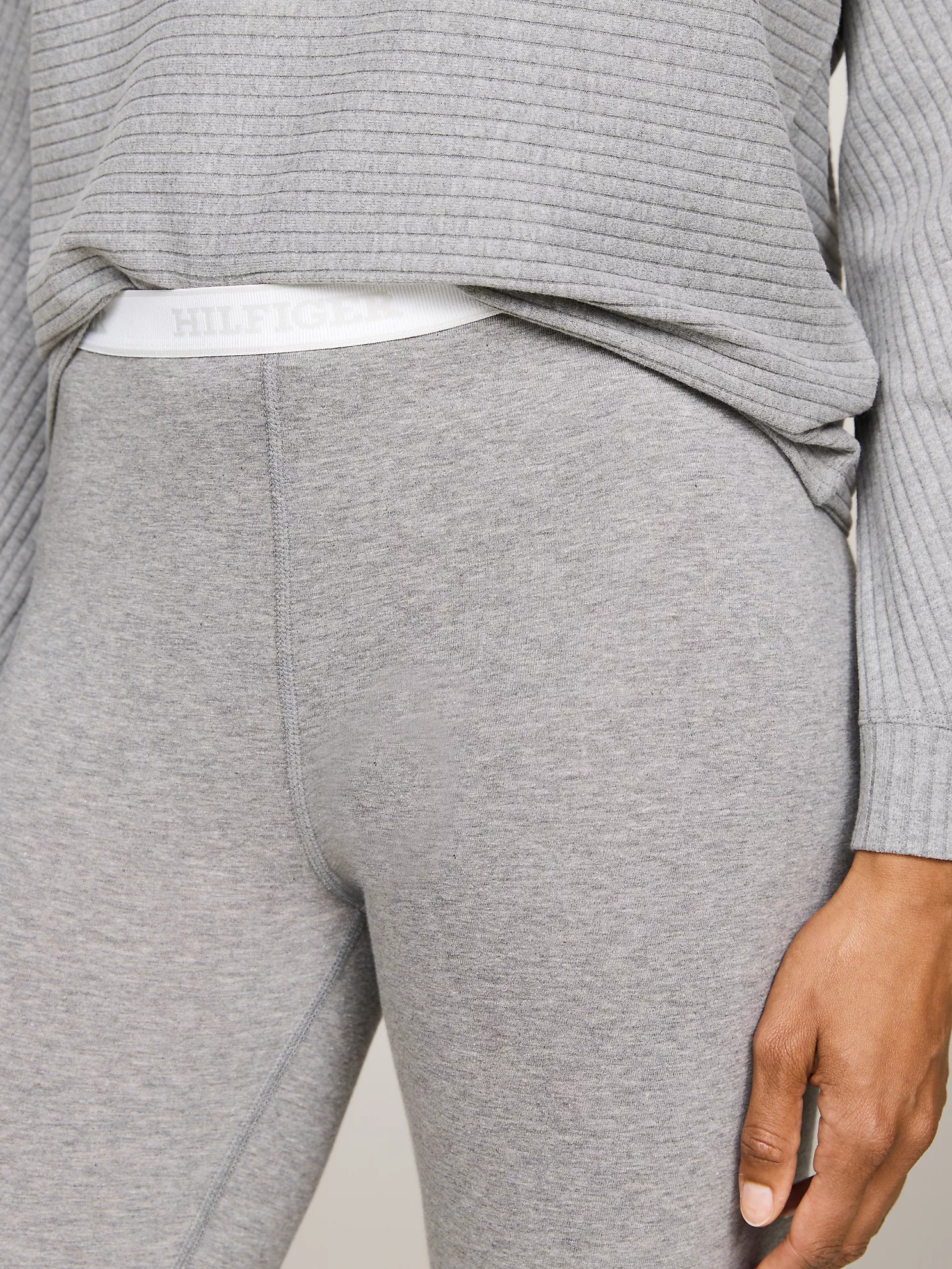Monotype Logo Lounge Legging - Mid Grey Heather 8 Monotype Logo Lounge Legging
- Mid Grey Heather