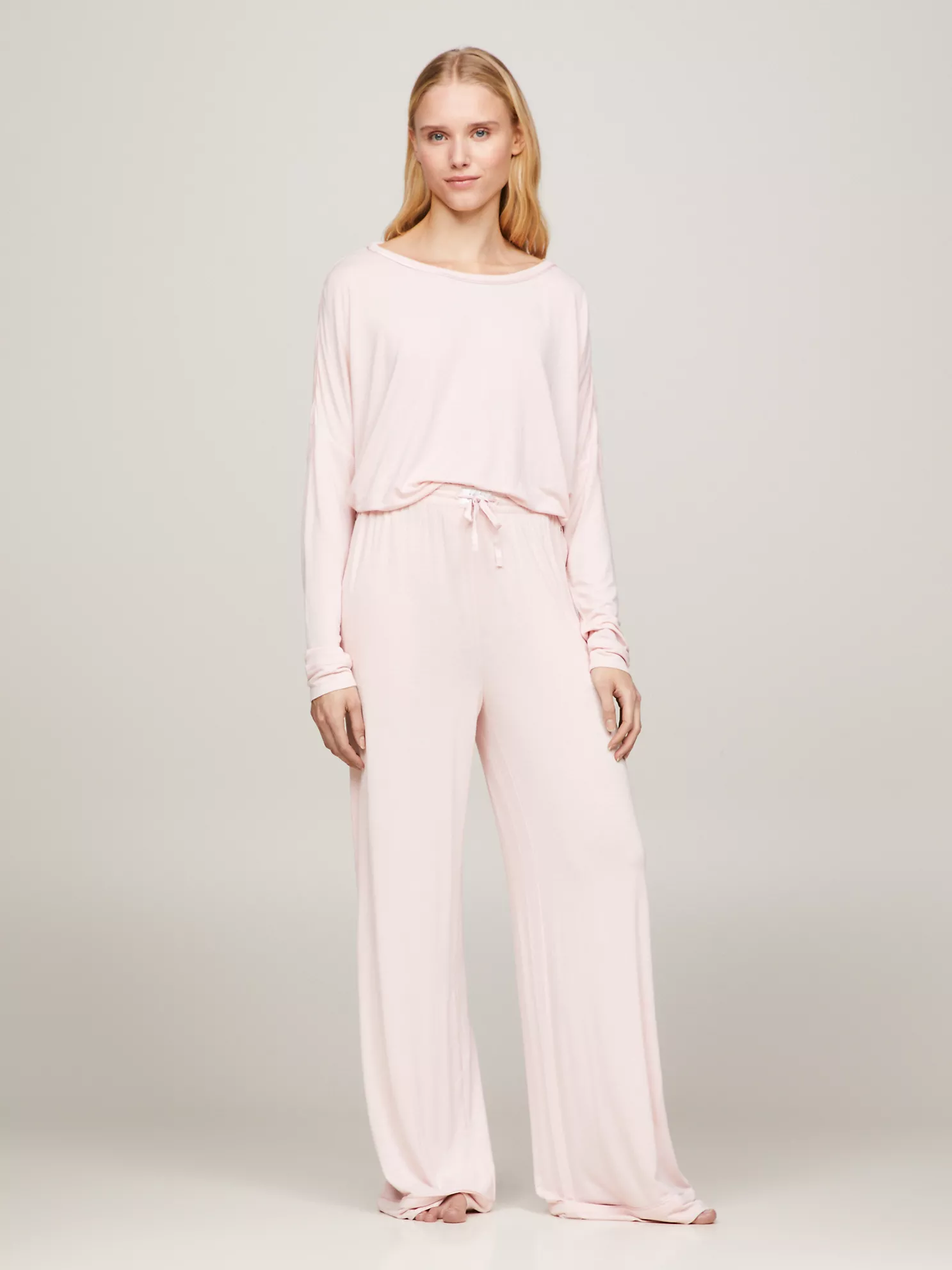 Wide-Leg Lounge Pant - Whimsy Pink 6 Wide-Leg Lounge Pant
- Whimsy Pink