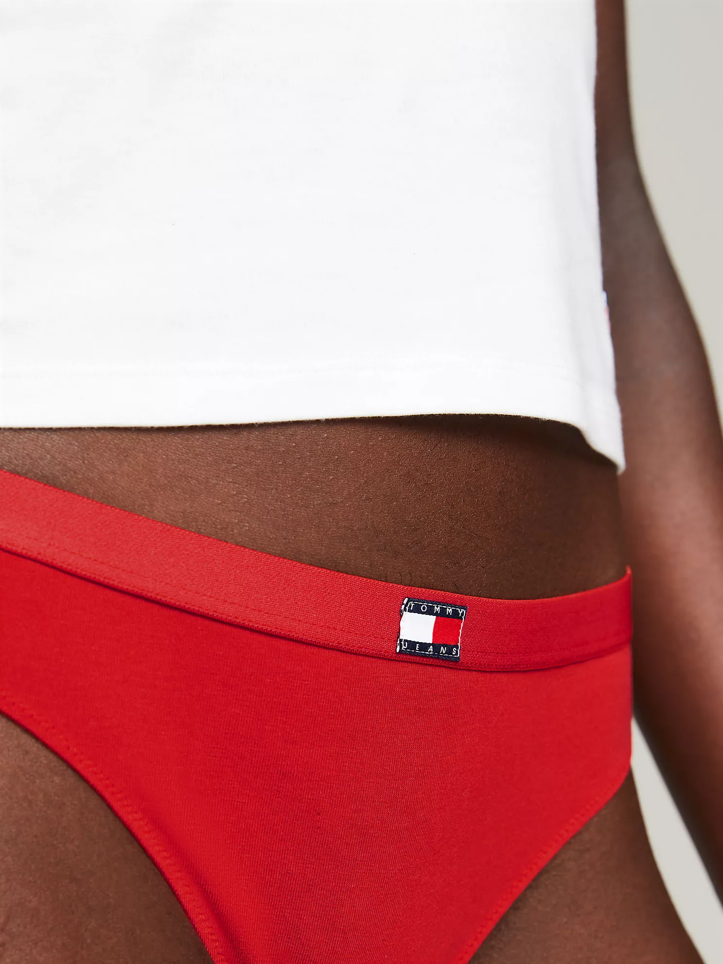 Tommy Jeans Flag Logo Thong 5-Pack - Night Navy / Black / Blue / Heather / Pink 9 Tommy Jeans Flag Logo Thong 5-Pack
- Night Navy / Black / Blue / Heather / Pink