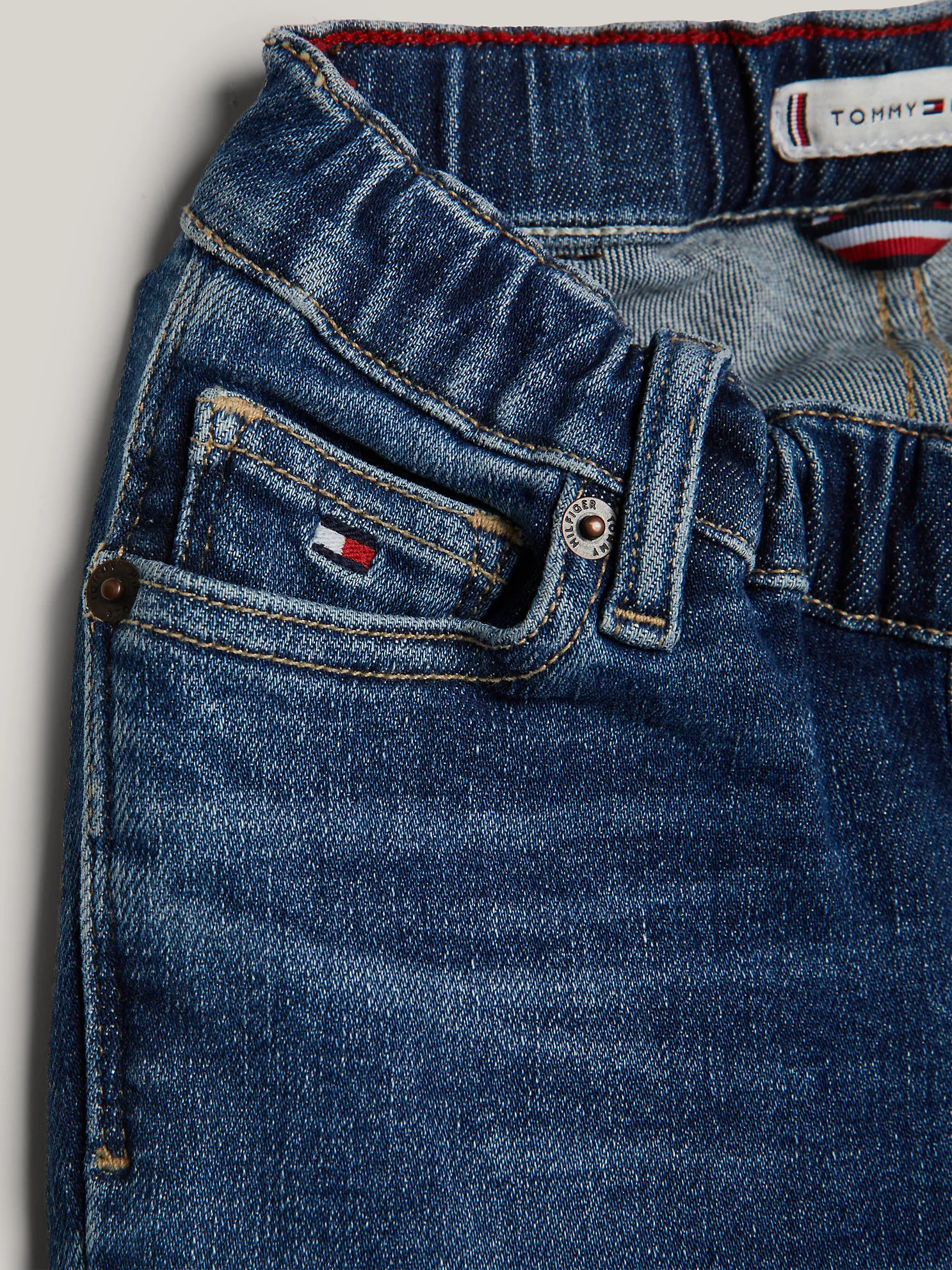 Seated Fit Skinny Jean - Denim 6 Seated Fit Skinny Jean
- Denim