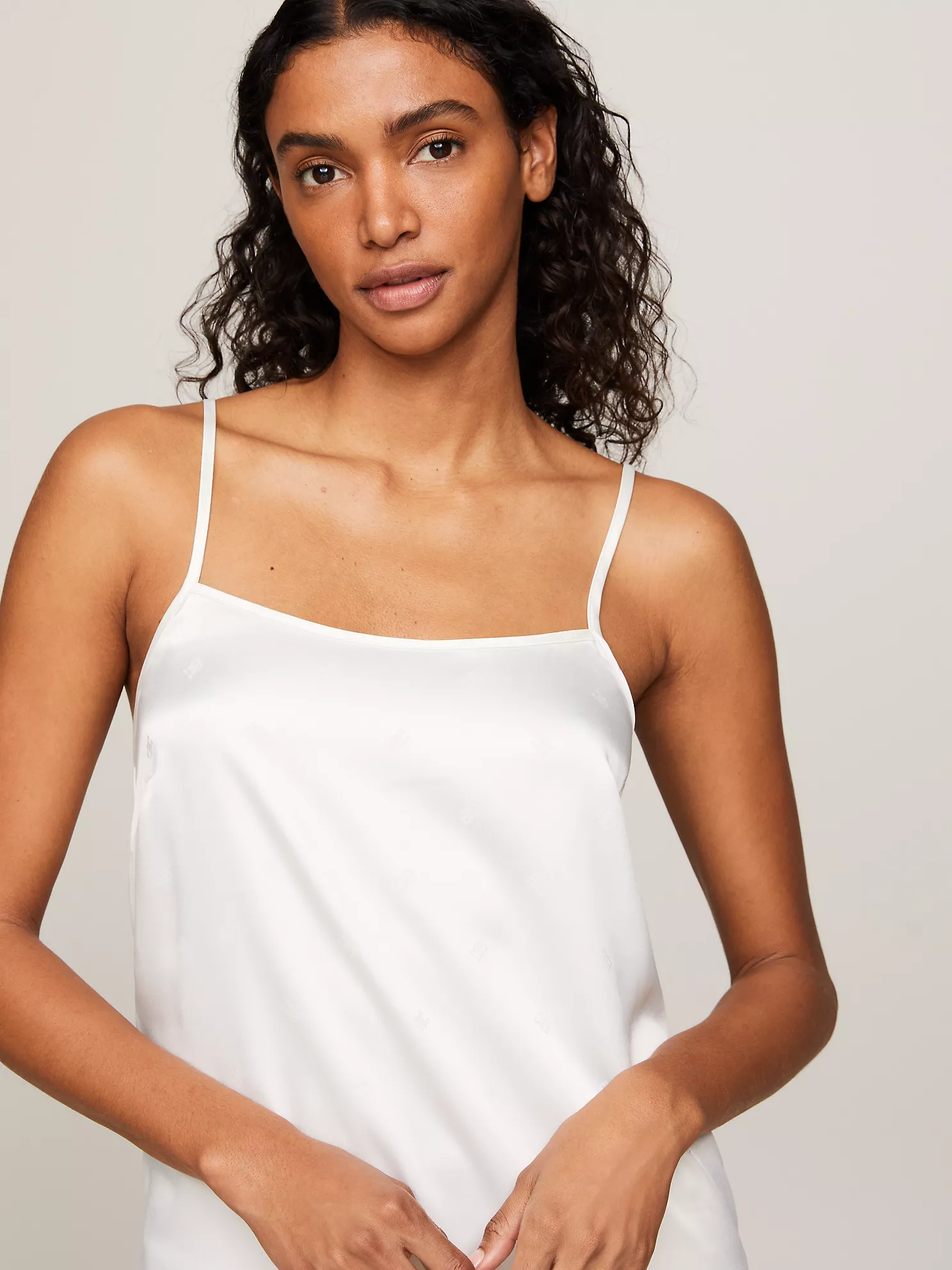 Monogram Jacquard Nightdress - Monogram Ivory 6 Monogram Jacquard Nightdress
- Monogram Ivory