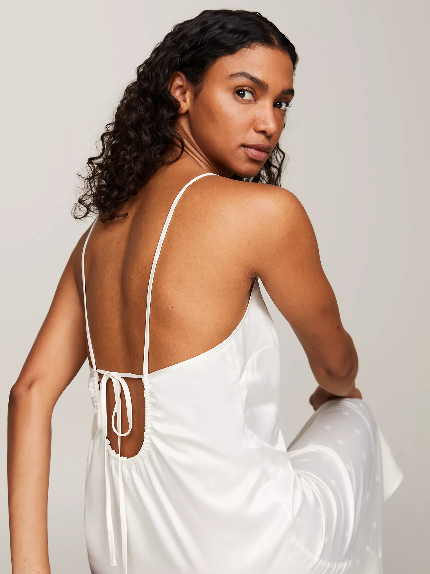 Monogram Jacquard Nightdress - Monogram Ivory 7 Monogram Jacquard Nightdress
- Monogram Ivory
