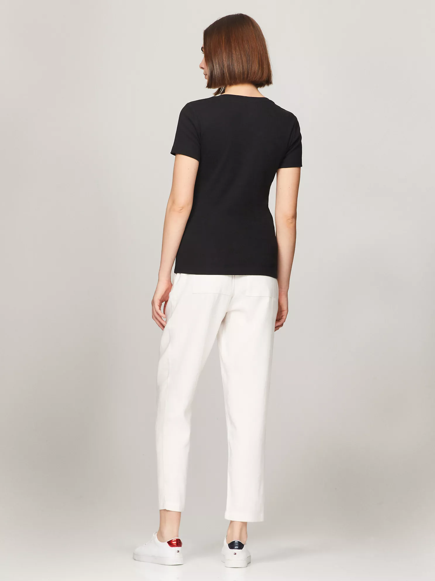 V-Neck Favorite T-Shirt - Black 6 V-Neck Favorite T-Shirt
- Black
