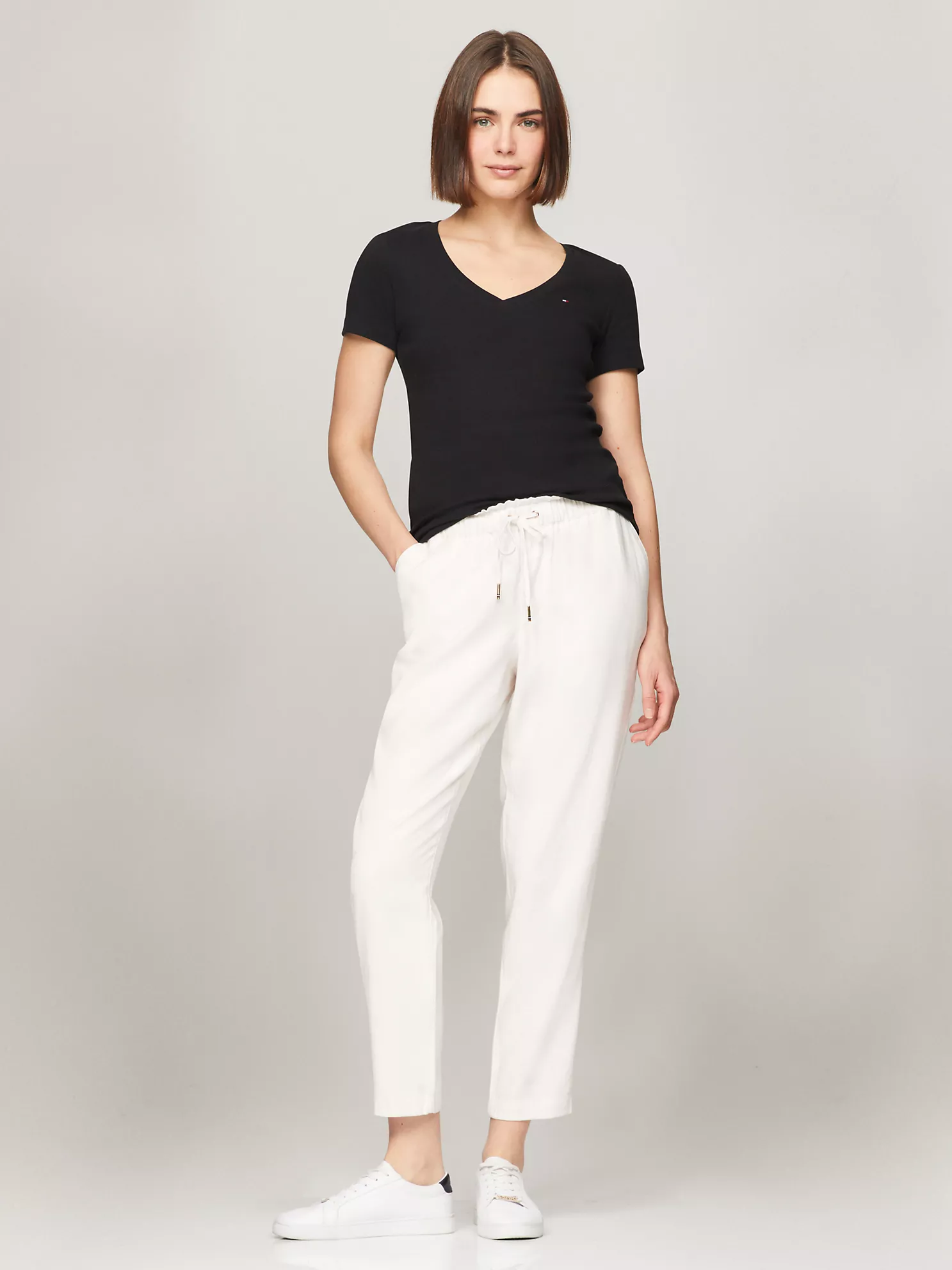 V-Neck Favorite T-Shirt - Black 8 V-Neck Favorite T-Shirt
- Black