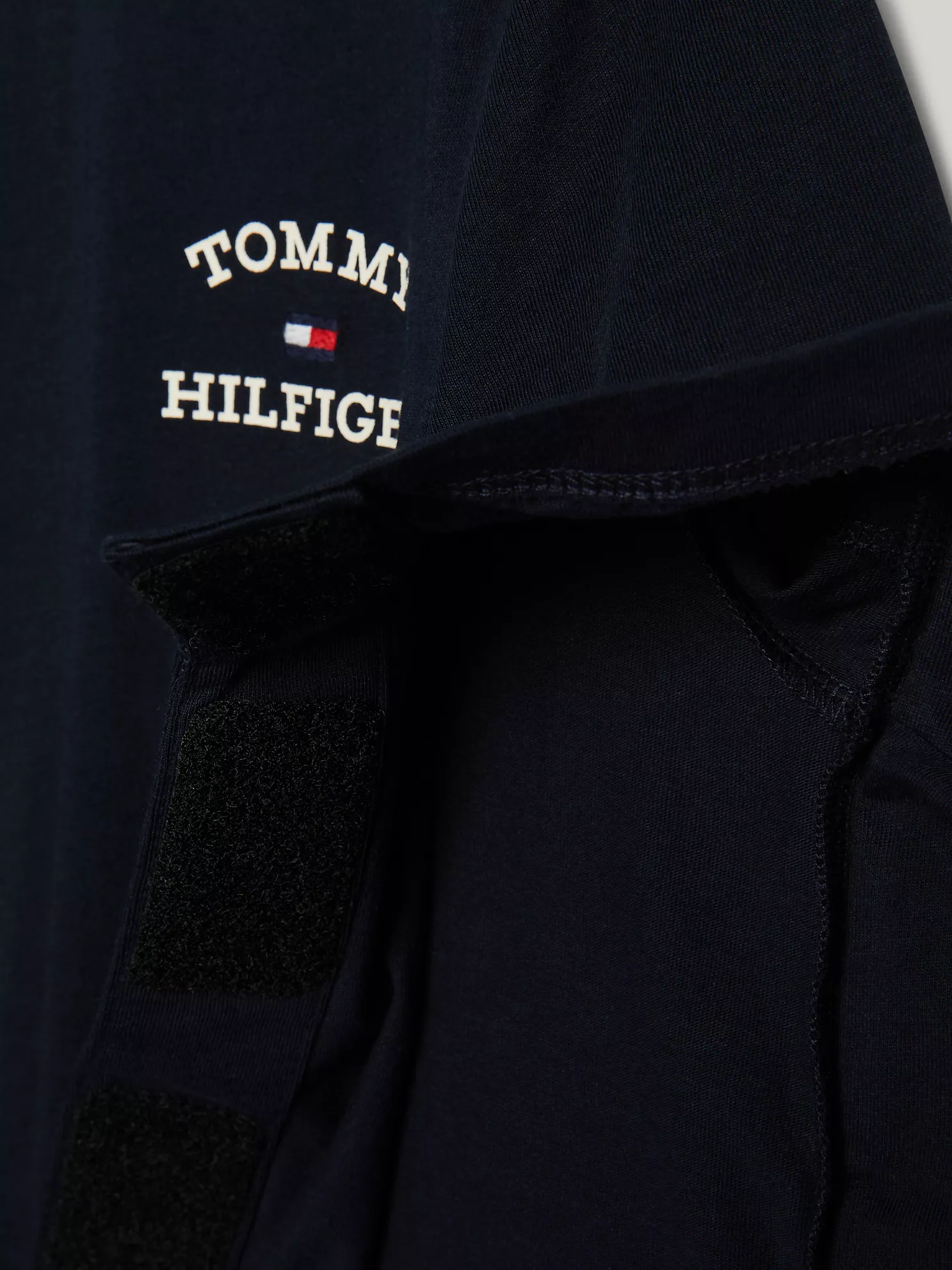 Kids' Hilfiger Logo T-Shirt - Navy 6 Kids' Hilfiger Logo T-Shirt
- Navy