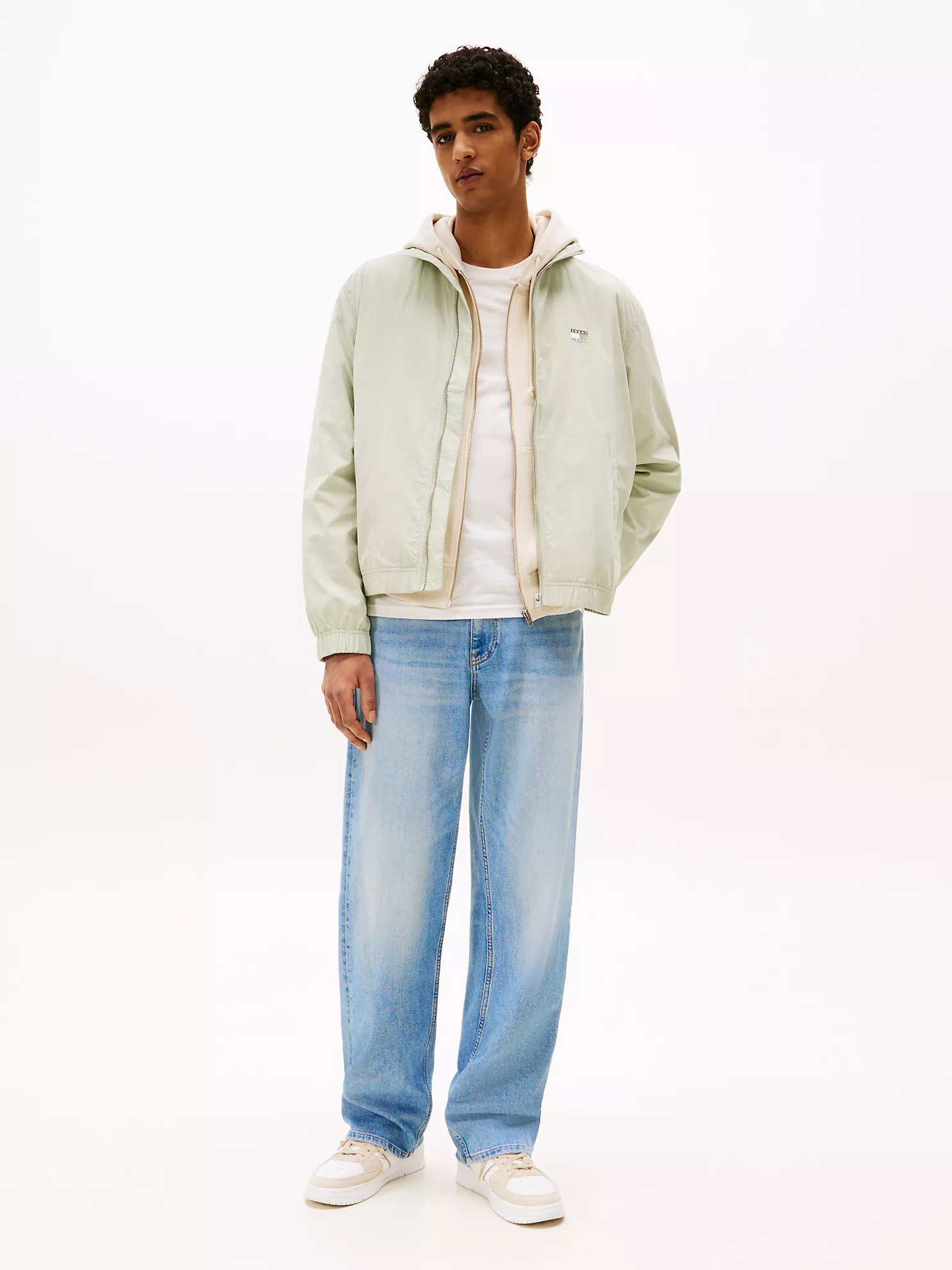 Tommy Jeans Water-Repellent Jacket - Misty Sage 8 Tommy Jeans Water-Repellent Jacket
- Misty Sage