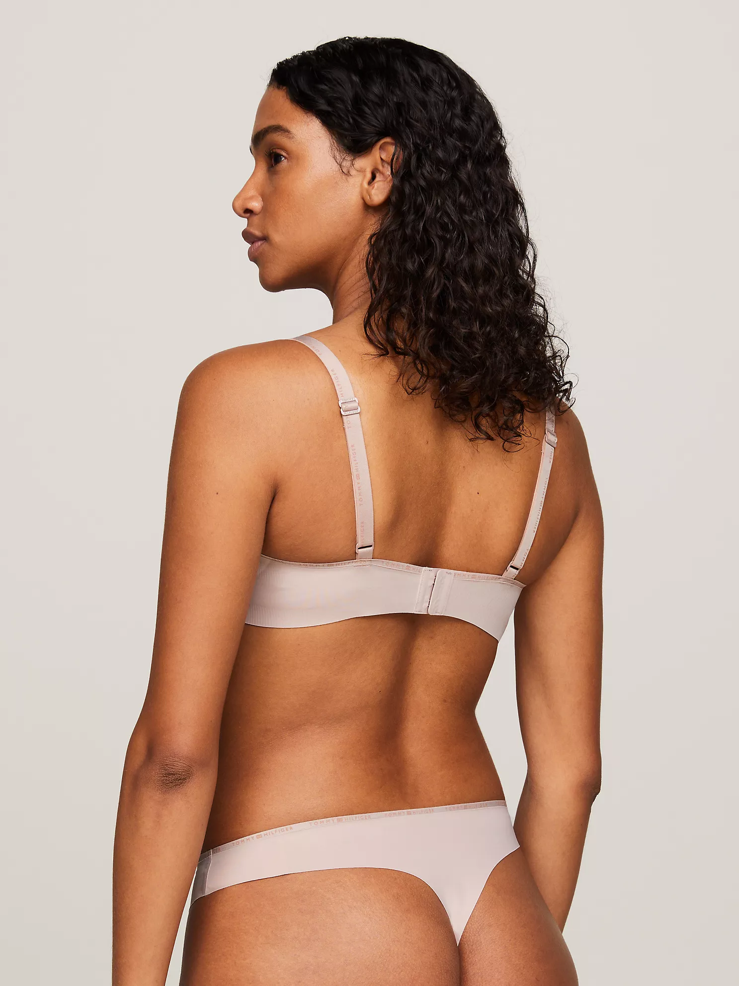Tommy Logo Push-Up Bra - Balanced Beige 9 Tommy Logo Push-Up Bra
- Balanced Beige