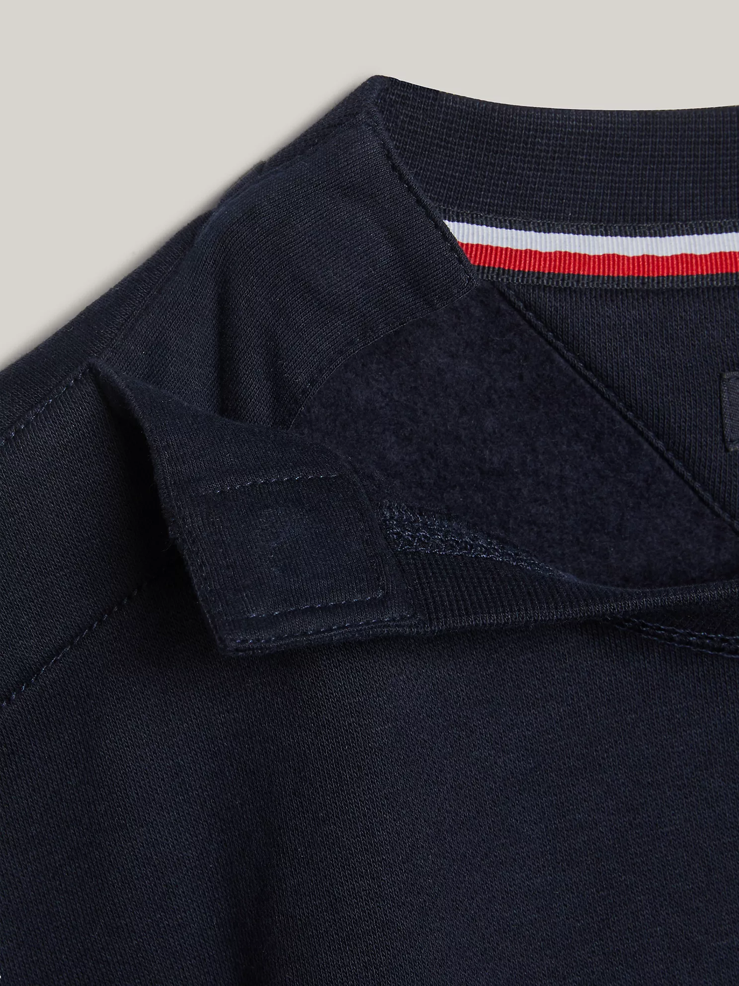 Tommy Logo Sweatshirt - Navy 6 Tommy Logo Sweatshirt
- Navy