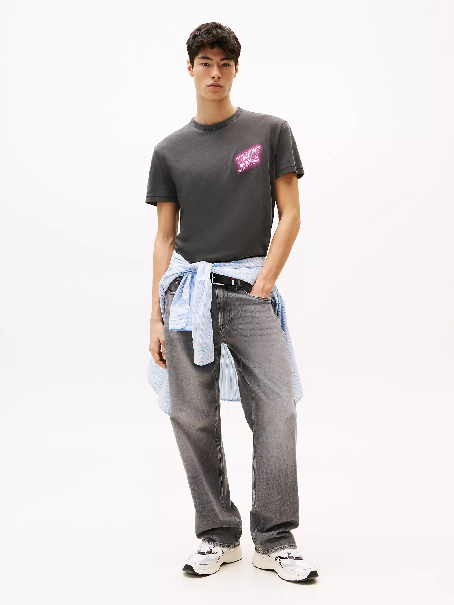 Tommy Jeans Neon Logo T-Shirt - Black 8 Tommy Jeans Neon Logo T-Shirt
- Black