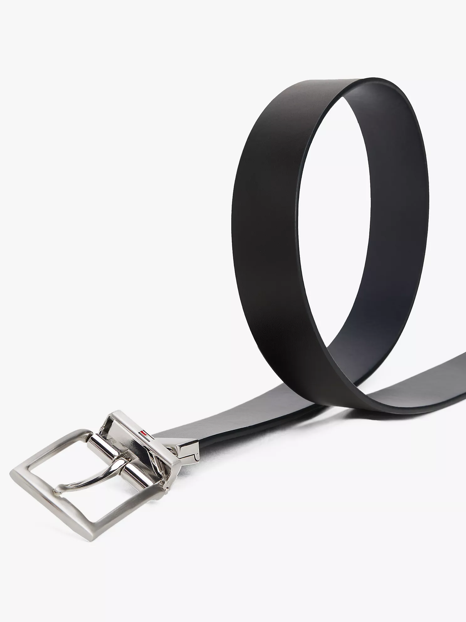 Reversible Flag Logo Loop Leather Belt - Space Blue / Black 1 Reversible Flag Logo Loop Leather Belt
- Space Blue / Black
