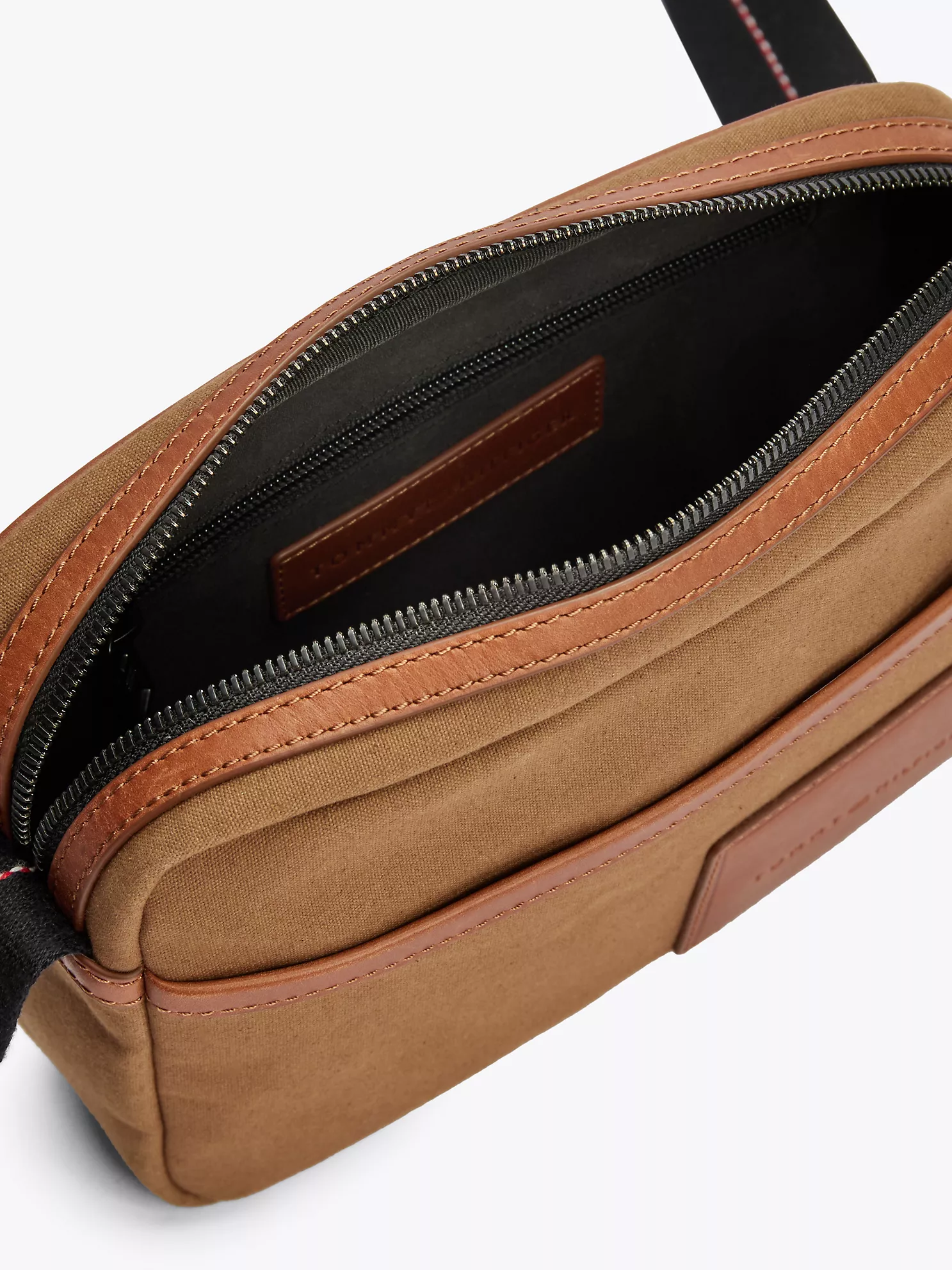 Tommy Casual Prep Crossbody Bag - Clay Soil 8 Tommy Casual Prep Crossbody Bag
- Clay Soil