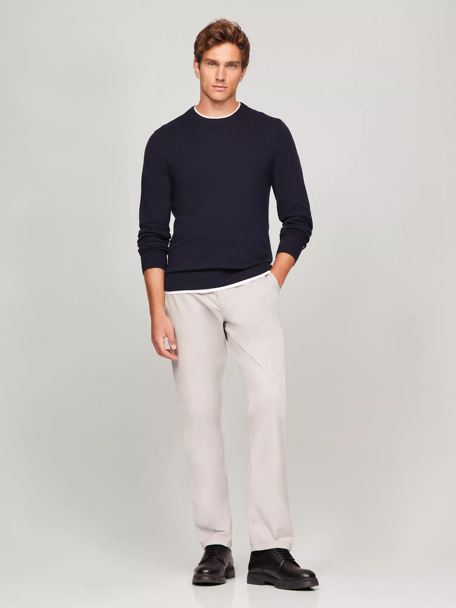 Fine Gauge Knit Crewneck Sweater - Navy 6 Fine Gauge Knit Crewneck Sweater
- Navy