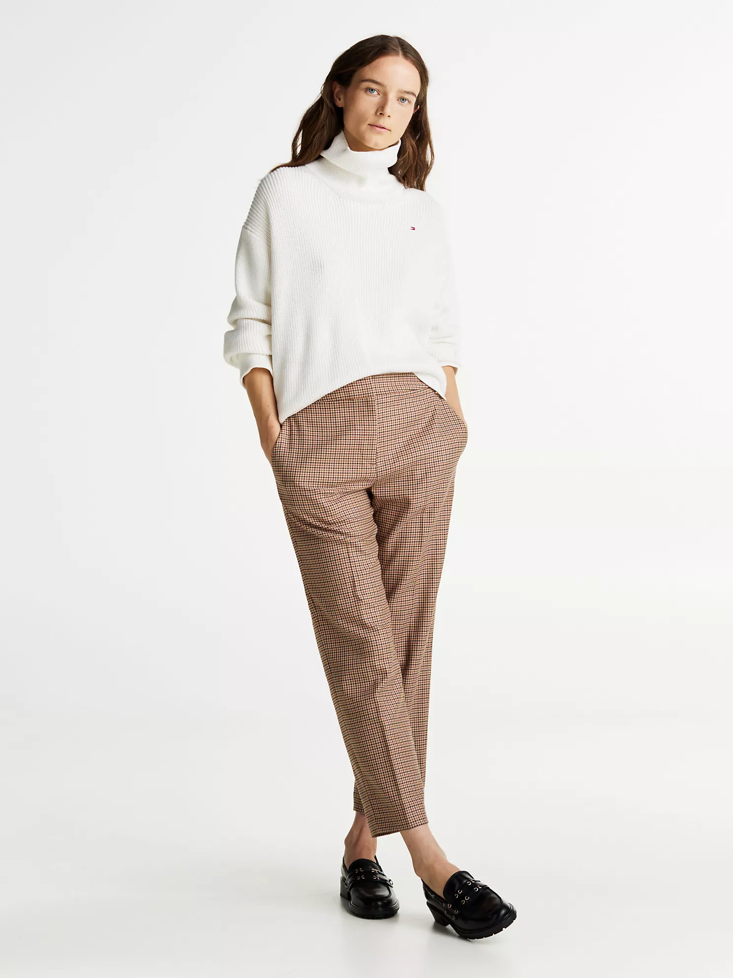 Check Print Slim Straight Leg Pant - Brown Houndstooth 1 Check Print Slim Straight Leg Pant
- Brown Houndstooth